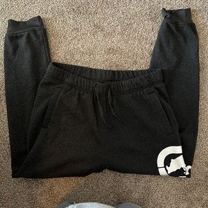 Deep gray Ecko Unlimited sweatpants!! Size L